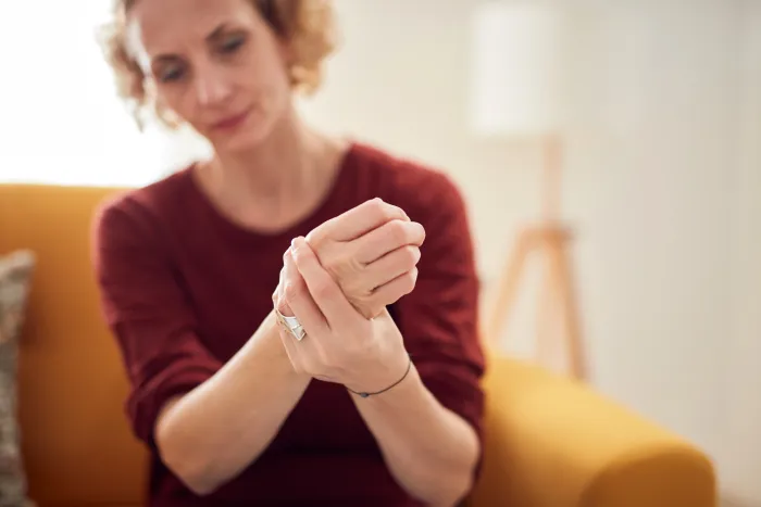 Understanding Rheumatoid Arthritis Symptoms and Treatment